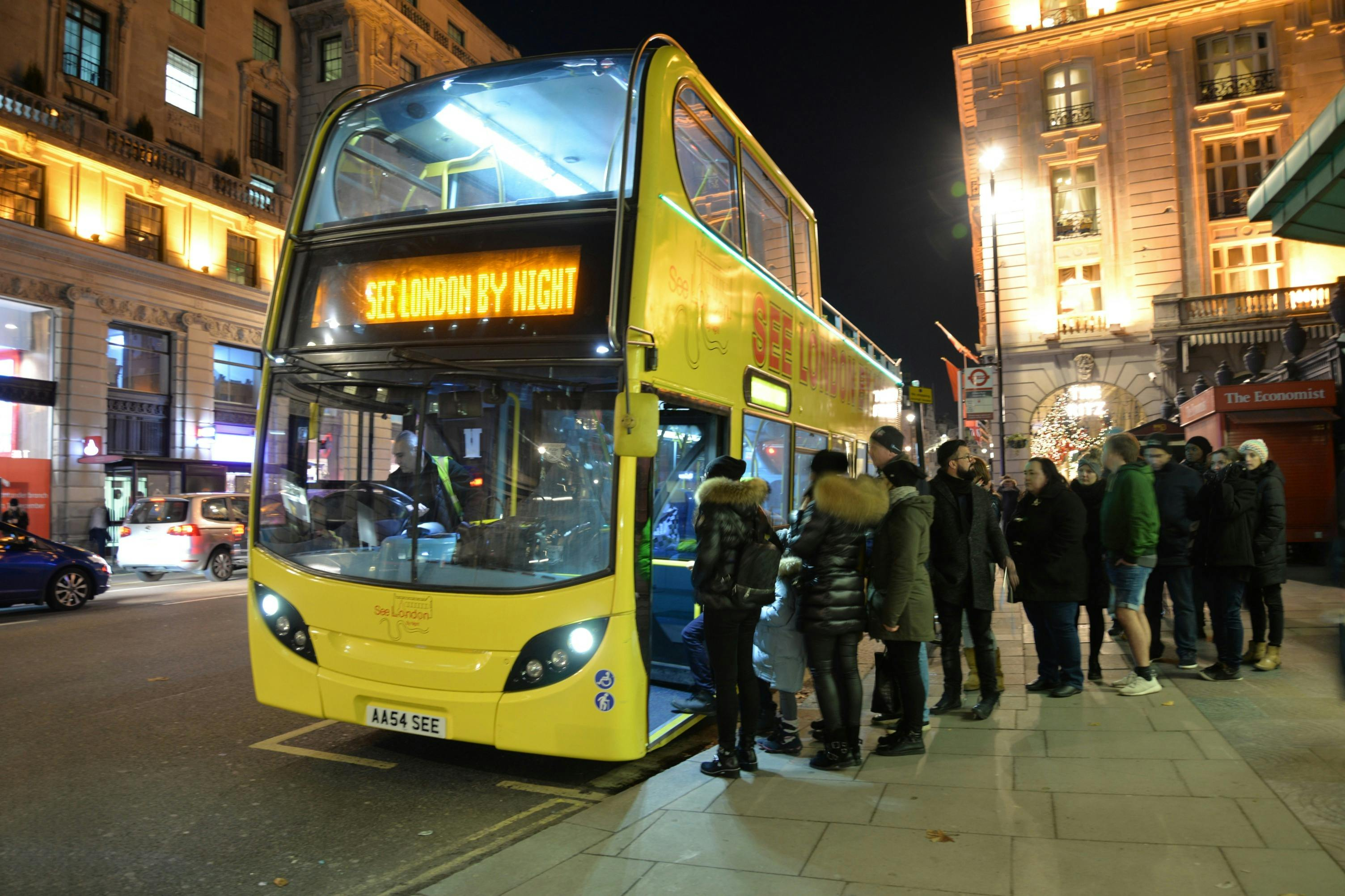 London: Roundtrip Uber Boat + Evening Bus Tour - Photo 1 of 8